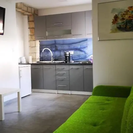 Zanoff Apartmán