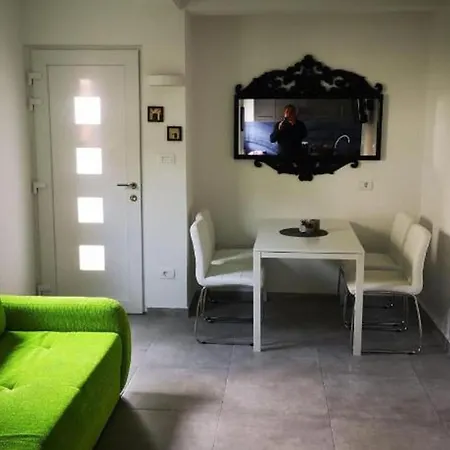 Zanoff Apartmán